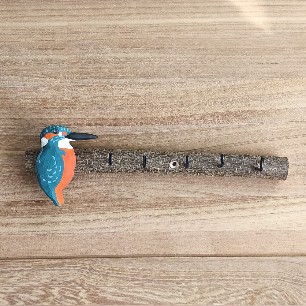 Oiseau Branche Martin pêcheur vue d'ensemble